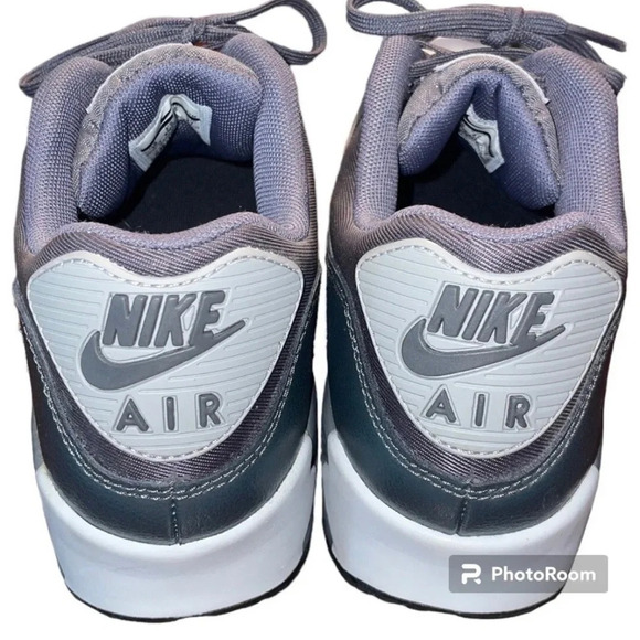 Women’s Nike Air Max 90 Essential Dark Grey Anthracite 616730-030 Size 10 RARE - Picture 4 of 6
